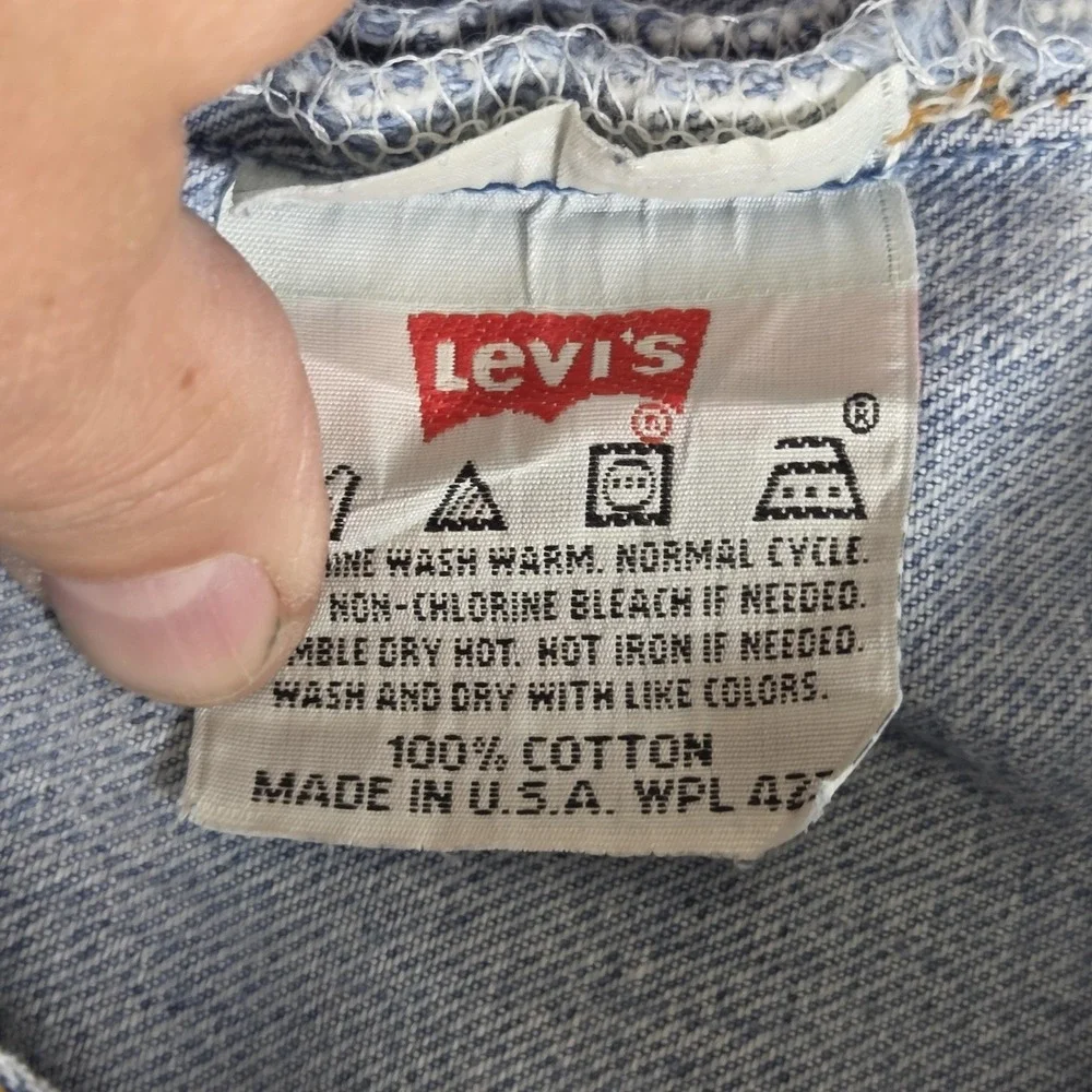 Levis 12238 important